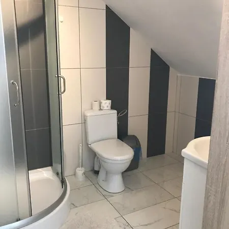 Goscinne U Izy Apartment